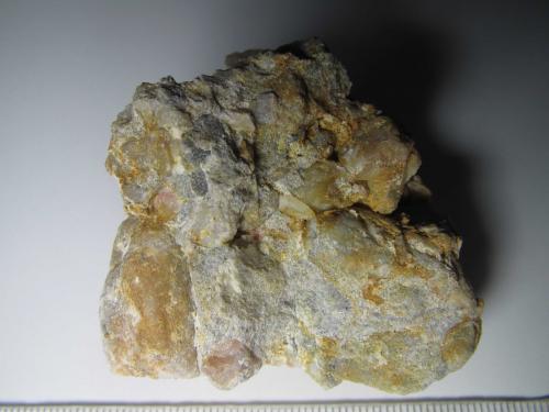 Conglomerado<br />Mina Moore County, Moore County, North Carolina, USA<br />5 x 5 cm.<br /> (Autor: prcantos)