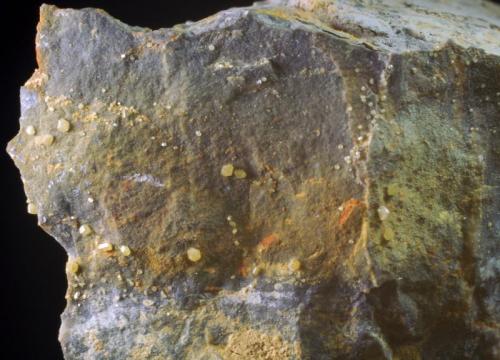 Wulfenita
Minas de Benahadux - Benahadux - Almería - Andalucía - España
68 x 56 x 27 mm
Pequeños cristales de Wulfenita en las dos caras de la pieza.
Colección y Fotografía de Joan Martinez Bruguera (Autor: Joan Martinez Bruguera)