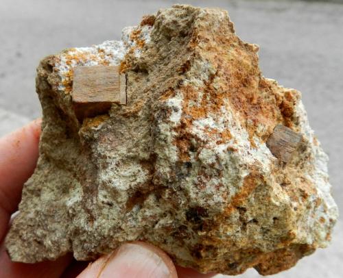 Limonita pseudo Pirita<br />Congosto, Comarca El Bierzo, León, Castile and León, Spain<br />8-6 cm<br /> (Autor: ramon ro)