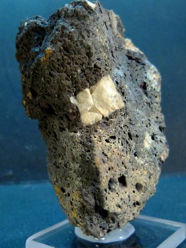 Basalto<br />Fuerteventura, Las Palmas Province, Canary Islands, Spain<br />7,5 x 5 x 4 cm.<br /> (Autor: Felipe Abolafia)