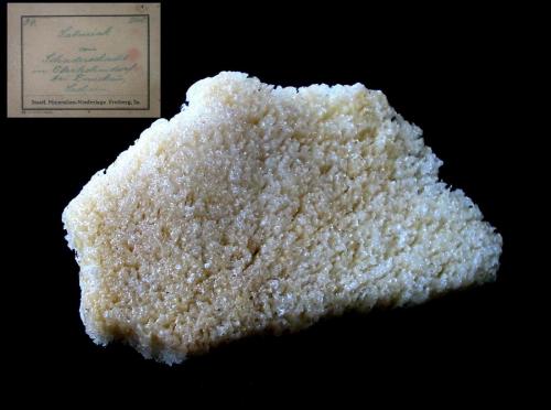 Sal ammoniac<br />Pozo Schader, Oberhohndorf, Zwickau, Sajonia/Sachsen, Alemania<br />8 x 4,5 cm<br /> (Author: Andreas Gerstenberg)