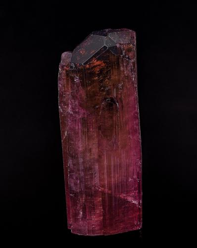 Elbaite<br />Himalaya Mine, Gem Hill, Mesa Grande District, San Diego County, California, USA<br />8.6 x 2.6 cm<br /> (Author: am mizunaka)