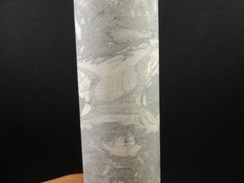 Mármol<br />Municipio Cadereyta de Montes, Queretaro, Mexico<br />22.1 x 4.7 centimetros<br /> (Autor: Ricardo Melendez)