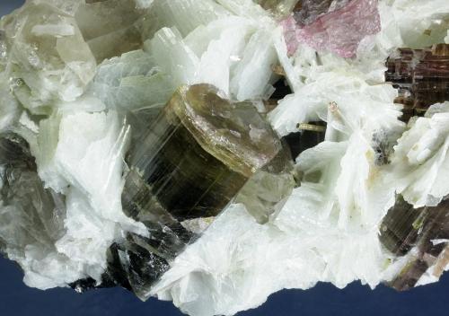 Elbaite with Beryl (variety morganite) and Mica (variety lepidolite) on Albite (variety cleavelandite)<br />Himalaya Mine, Gem Hill, Mesa Grande District, San Diego County, California, USA<br />175 x 93 x 85 mm<br /> (Author: GneissWare)