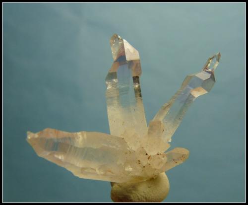 Quartz<br />Zona Brandberg, Región Erongo, Namibia<br />32 x 24 x 16 mm<br /> (Author: Pierre Joubert)