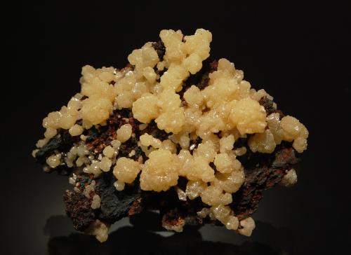 Mimetite<br />Tsumeb Mine, Tsumeb, Otjikoto Region, Namibia<br />3.8 x 5.3 cm<br /> (Author: crosstimber)