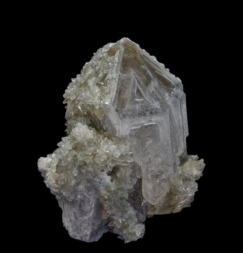 Quartz, Calcite, Danburite<br />Charcas, Municipio Charcas, San Luis Potosí, Mexico<br />7.0 x 5.0 cm<br /> (Author: am mizunaka)