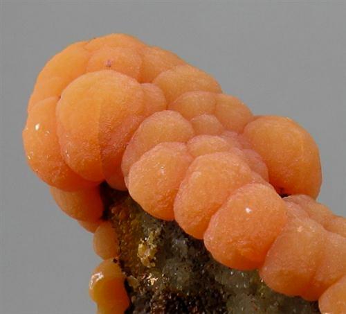 Mimetite<br />Badenweiler mining area, Badenweiler, Black Forest, Baden-Württemberg, Germany<br />H:5.3cm x W:3.2cm x D:1.5cm<br /> (Author: Adrian Pripoae)