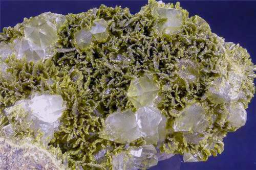 Clinozoisite <br />Sierra y Lomas Quarry (Los Serranos Quarry), Cabezo Negro, Albatera, Comarca Vega Baja del Segura, Alicante / Alacant, Valencian Community / Comunitat Valenciana, Spain<br />H:9cm x W:4.5cm x D:4cm<br /> (Author: Adrian Pripoae)