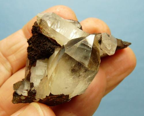 Quartz with goethite<br />Ceres, Warmbokkeveld Valley, Ceres, Valle Warmbokkeveld, Witzenberg, Cape Winelands, Western Cape Province, South Africa<br />57 x 43 x 26 mm<br /> (Author: Pierre Joubert)