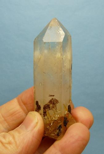 Quartz<br />Ceres, Warmbokkeveld Valley, Ceres, Valle Warmbokkeveld, Witzenberg, Cape Winelands, Western Cape Province, South Africa<br />83 x 26 x 25 mm<br /> (Author: Pierre Joubert)