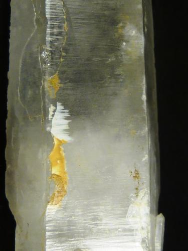 Cuarzo (variedad cristal de roca)<br />Concesión Minera Leymon, Villanueva de la Sierra, Pías, Comarca Sanabria, Zamora, Castilla y León, España<br />9 x 3 x 2,5 cm.<br /> (Autor: Felipe Abolafia)