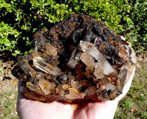Quartz with goethite<br />Ceres, Warmbokkeveld Valley, Ceres, Valle Warmbokkeveld, Witzenberg, Cape Winelands, Western Cape Province, South Africa<br />165 x 130 x 67 mm<br /> (Author: Pierre Joubert)