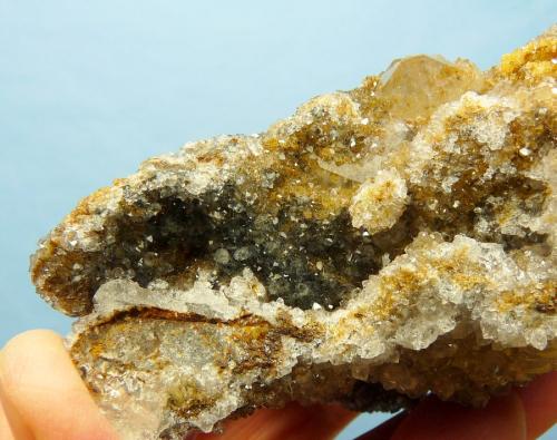 Quartz, Calcite, jouravskite?, manganite<br />N'Chwaning II Mine, N'Chwaning mining area, Kuruman, Kalahari manganese field (KMF), Northern Cape Province, South Africa<br />87 x 71 x 55 mm<br /> (Author: Pierre Joubert)