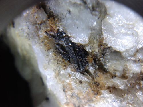 Ferberita (Grupo Wolframita)<br />Sierra Almagrera, Cuevas del Almanzora, Comarca Levante Almeriense, Almería, Andalucía, España<br />cristal de 1cm<br /> (Autor: srm13151)