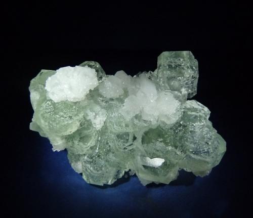 Fluorita y Calcita.<br />Mina Dongshan, Xianghualing, Linwu, Prefectura Chenzhou, Provincia Hunan, China<br />90x70 mm.<br /> (Autor: Jesus Franquesa Baucells)