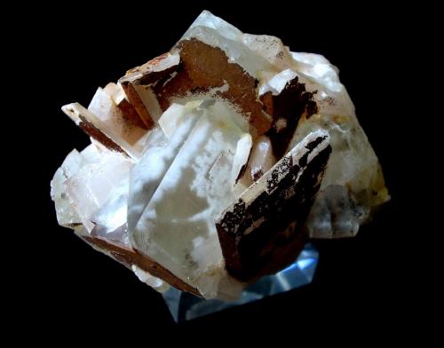 Fluorite, baryte<br />Stahlberg Mine, Trusetal, Floh-Seligenthal, Schmalkalden-Meiningen District, Thuringia/Thüringen, Germany<br />5 x 4 cm<br /> (Author: Andreas Gerstenberg)