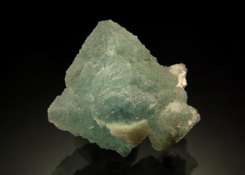 Fluorite<br />Homestake-Jack Pot Mine, Black Mountains, Oatman District-San Francisco District, Mohave County, Arizona, USA<br />3.2 cm<br /> (Author: crosstimber)