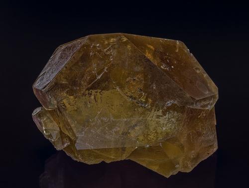 Barite<br />Côte d'Abot, Saint-Saturnin, Saint-Amant-Tallende, Puy-de-Dôme Department, Auvergne-Rhône-Alpes, France<br />7.1 x 5.9 cm<br /> (Author: am mizunaka)