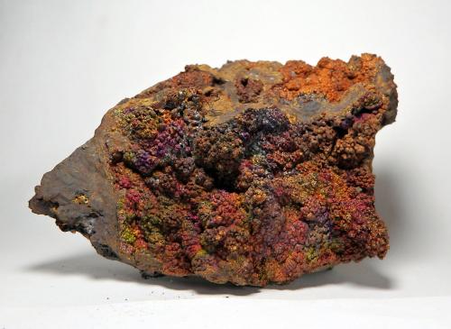 Goethita<br />Mines Can Palomeres, Malgrat de Mar, Comarca Maresme, Barcelona, Cataluña / Catalunya, España<br />9,6 x 6,7 x 4,4 cm<br /> (Autor: heat00)