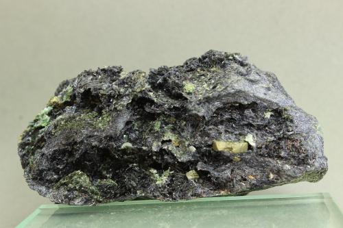 Glaucofana<br />Pollone, Provincia Biella, Piamonte (Piemonte), Italia<br />70x40x30 mm<br /> (Autor: Juan Espino)
