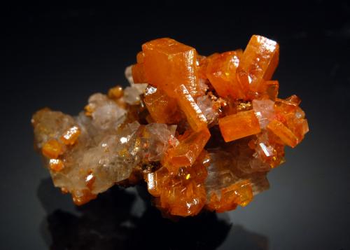 Wulfenite<br />Erupción Mine (Ahumada Mine), Los Lamentos Mountain Range, Municipio Ahumada, Chihuahua, Mexico<br />3.0 cm<br /> (Author: crosstimber)