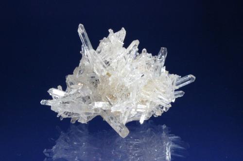 Quartz<br />Jeffrey Quarry, Jeffrey, Pulaski County, Arkansas, USA<br />6.3 x 4.5 cm<br /> (Author: Don Lum)