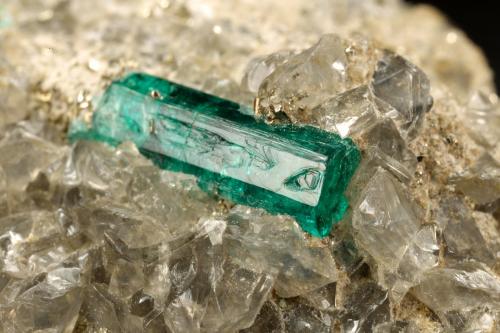 Beryl (variety emerald), Dolomite, Pyrite<br />Chivor mining district, San Gregorio Mine, Municipio Chivor, Eastern Emerald Belt, Boyacá Department, Colombia<br />30x29x41mm, main xl=10mm<br /> (Author: Fiebre Verde)