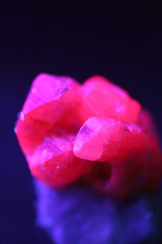 Corindón (variedad rubí)<br />Nagar, Hunza Valley, Nagar District, Gilgit-Baltistan (Northern Areas), Pakistan<br />3.8 x 2.5 x 2.1 centimetros<br /> (Autor: Ricardo Melendez)