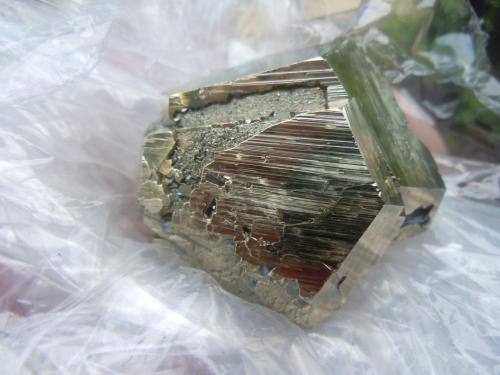 Pyrite with Hematite<br />Rio Marina, Isla de Elba, Provincia Livorno, Toscana, Italia<br />5.72 x 5.1 x 4.5 cm<br /> (Author: Casimir Sarisky)