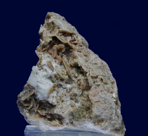 Axinita-(Mg)<br />Loma del Emjambradero Quarry, El Zurcido, Adamuz, Comarca Alto Guadalquivir, Córdoba, Andalusia, Spain<br />7x4x2 cm<br /> (Autor: Ricardo Fimia)