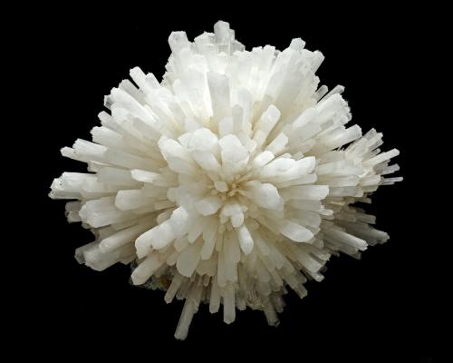 Scolecite<br />Distrito Nashik (Nasik), Maharashtra, India<br />35,0 x 35,0 x 26,0 cm<br /> (Author: MIM Museum)