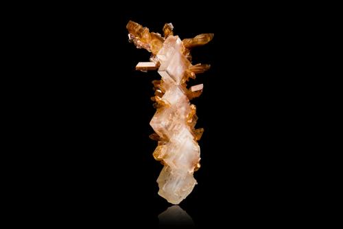 Halite<br />Bleicherode, Nordhausen District, Thuringia/Thüringen, Germany<br />8,0 x 10,5 x 24,0 cm<br /> (Author: MIM Museum)