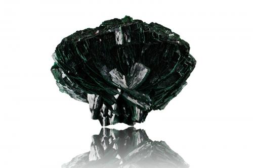 Malachite<br />Mashamba West Mine, Kolwezi District, Lualaba, Katanga Copper Crescent, Katanga (Shaba), Democratic Republic of the Congo (Zaire)<br />12,0 x 7,0 x 11,0 cm<br /> (Author: MIM Museum)