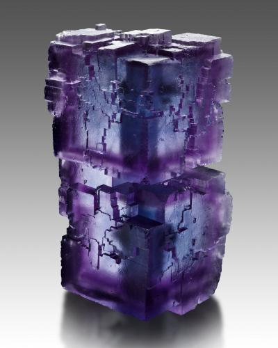 Fluorite<br />Mina Denton, nivel Rosiclare, Grupo Goose Creek Mine, Sub-Distrito Harris Creek, Condado Hardin, Illinois, USA<br />10.8 x 5.5 x 5.0 cm<br /> (Author: MIM Museum)