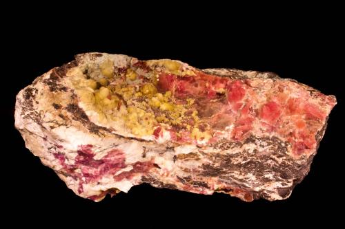 Calcita (variedad cobaltífera), Aragonito<br />Solita Mine, Peramea, Baix Pallars, Comarca Pallars Sobirà, Lérida / Lleida, Catalonia / Catalunya, Spain<br />21 x 8,7 x 8 cm<br /> (Autor: Carles)