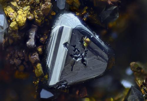 Grupo Tetraedrita<br />Barranco del Jaroso, Sierra Almagrera, Cuevas del Almanzora, Comarca Levante Almeriense, Almería, Andalucía, España<br />Campo de visión 2,2 mm.<br /> (Autor: Juan Miguel)