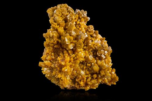 Pyromorphite<br />Bunker Hill Mine, Bunker Hill properties, Kellogg, Coeur d'Alene District, Shoshone County, Idaho, USA<br />16,0	x	13,5	x	7,5	cm<br /> (Author: MIM Museum)