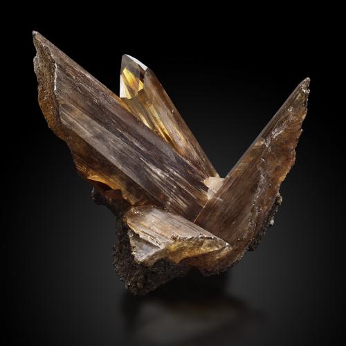 Phosgenite and Cerussite<br />Touissit, Distrito Touissit, Provincia Jerada, Región Oriental, Marruecos<br />14,5	x	13,0	x	12,0	cm<br /> (Author: MIM Museum)