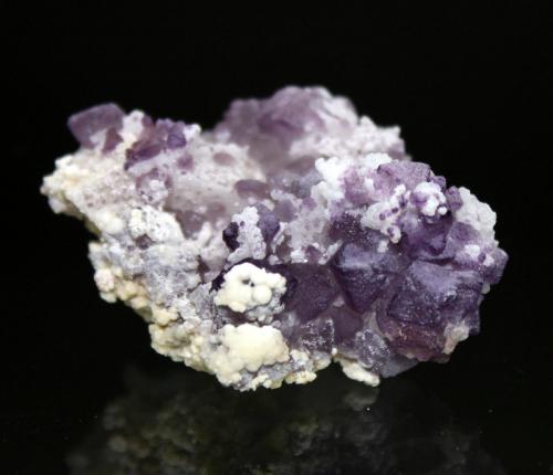 Fluorite, Quartz<br />La Fluorita Dulcita Cu prospect, Cochise County, Arizona, USA<br />5.3 x 5.0 cm<br /> (Author: Don Lum)