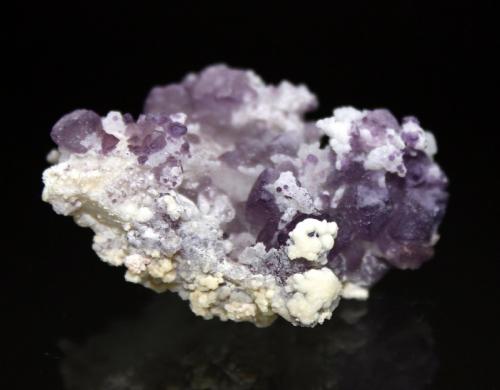 Fluorite, Quartz<br />La Fluorita Dulcita Cu prospect, Cochise County, Arizona, USA<br />5.3 x 5.0 cm<br /> (Author: Don Lum)