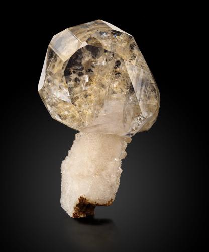 Calcite<br />Verkhnii Mine, Dalnegorsk, Dalnegorsk Urban District, Primorsky Krai, Russia<br />14,0	x	9,0	x	6,0	cm<br /> (Author: MIM Museum)