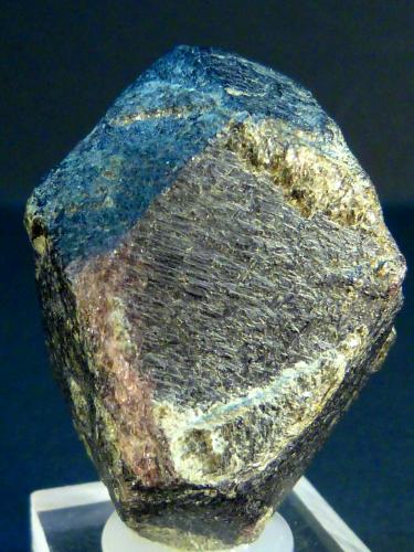 Almandino (Grupo Granate)<br />Sierra Albarrana, Hornachuelos, Comarca Valle Medio del Guadalquivir, Córdoba, Andalusia, Spain<br />2,5 x 2,5 cm.<br /> (Autor: Felipe Abolafia)