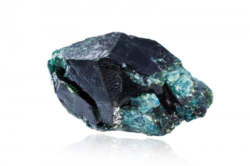Lazulite<br />Zona campo base Laila, Distrito Ghanche, Gilgit-Baltistan (Áreas del Norte), Paquistán<br />9,0	x	6,5	x	5,0	cm<br /> (Author: MIM Museum)
