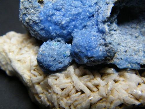 Shattuckite<br />Kaokoveld Plateau, Kunene Region, Namibia<br />60x40x30mm<br /> (Author: Heimo Hellwig)