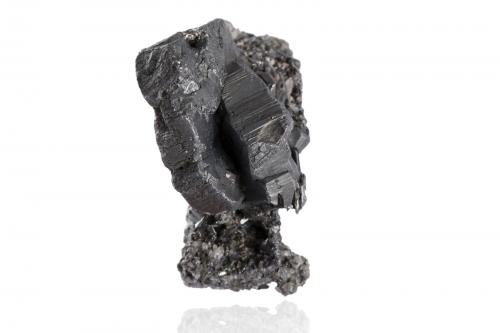 Stephanite<br />San Juan de Rayas Mine, Guanajuato, Municipio Guanajuato, Mexico<br />5,5	x	3,0	x	4,5	cm<br /> (Author: MIM Museum)