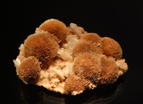 Mesolite<br />Kannad, Aurangabad District, Maharashtra, India<br />11.4 cm<br /> (Author: crosstimber)