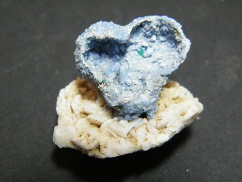 Shattuckite<br />Kaokoveld Plateau, Kunene Region, Namibia<br />30x25x30mm<br /> (Author: Heimo Hellwig)