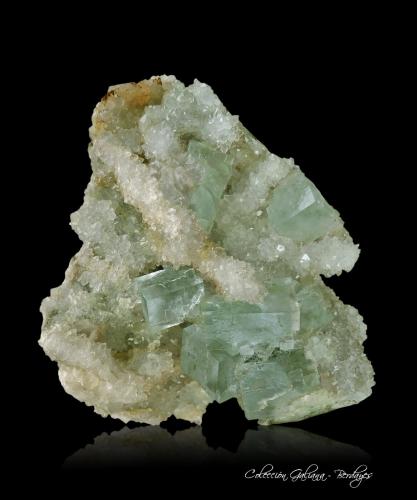 Fluorita<br />Corta La Sirena, Zona minera de La Collada, La Collada, Siero, Comarca Oviedo, Principado de Asturias (Asturias), España<br />81 x 73 x 48 mm.<br /> (Autor: Rafael Galiana)