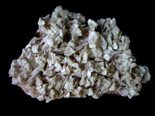 Dolomite, Chalcopyrite, Baryte<br />Mina Dreislar, Dreislar, Winterberg, Sauerland, Renania del Norte-Westfalia/Nordrhein-Westfalen, Alemania<br />11 x 8 cm<br /> (Author: Andreas Gerstenberg)